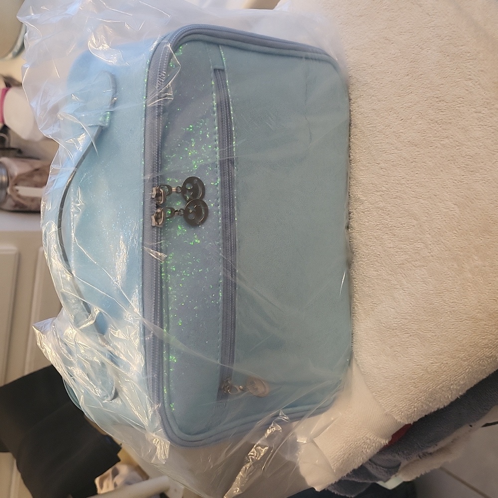 XLarge  Make up Inside Case  Isephora blue sparkles xl 💄 case wrapped sealed